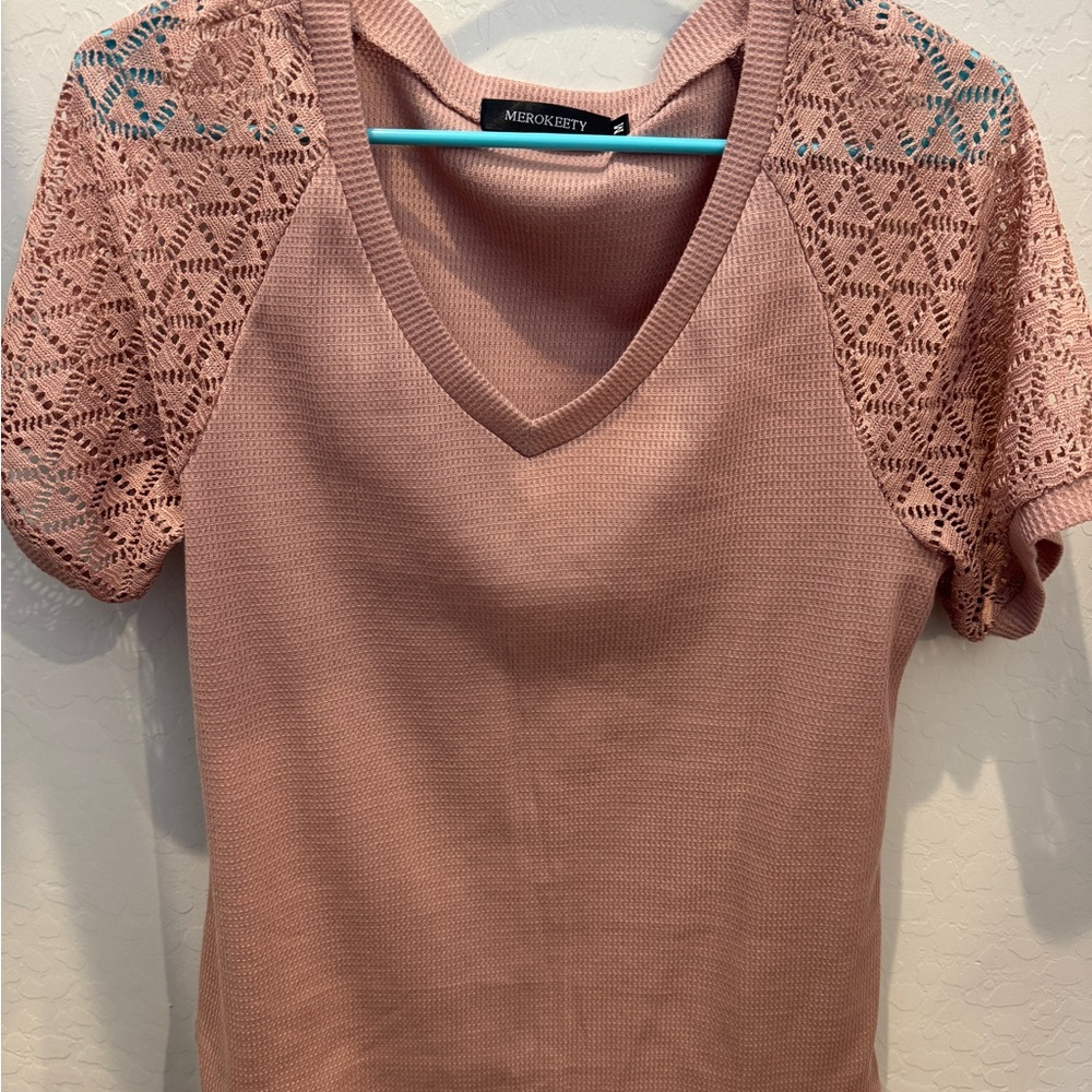 Women's Pink Lace Sleeve Top